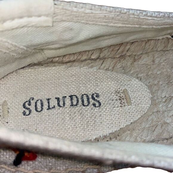 Soludos Embroidered Swimmer Espadrilles in a size 8 - Picture 9 of 10
